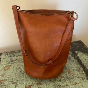 Madewell Lisbon O-Ring Bucket Bag